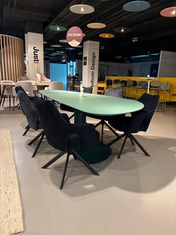 6 NIEUWE design eetkamerstoelen in diepblauwe kleurcombi beschikbaar voor biedingen