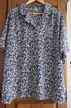 Damesblouse maat 48 zij splitten en korte mouw, Ophalen of Verzenden, Zo goed als nieuw, Maat 46/48 (XL) of groter