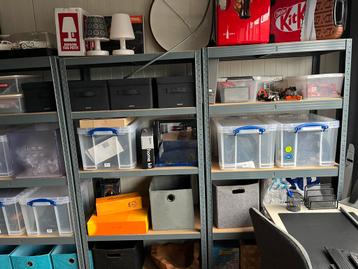 5 nieuwe stellingkasten 5 etages 1 maand oud 180x90x45 beschikbaar voor biedingen