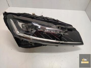 Skoda Superb III Lift Volledig Ledlamp rechts Perfect beschikbaar voor biedingen