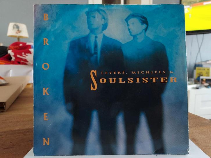 7" Single Leyers, Michiels & Soulsister - Broken / So Long A, Cd's en Dvd's, Vinyl Singles, Gebruikt, Single, Pop, 7 inch, Ophalen of Verzenden
