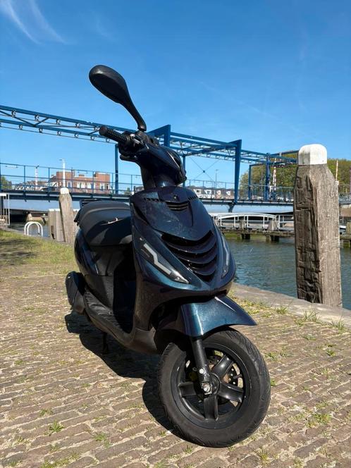 Piaggio zip 4 takt 50cc 2016, Fietsen en Brommers, Scooters | Piaggio, Gebruikt, Zip, Ophalen