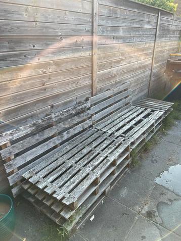 Gratis Pallets - bijvoorbeeld voor tuinbank beschikbaar voor biedingen
