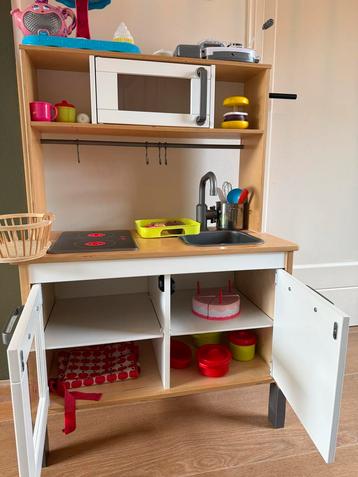 Ikea kinder keukentje met toebehoren beschikbaar voor biedingen