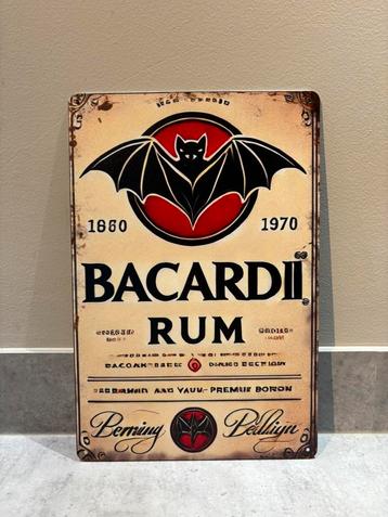 Mooi retro vintage metalen reclame bordje Bacardi mancave beschikbaar voor biedingen