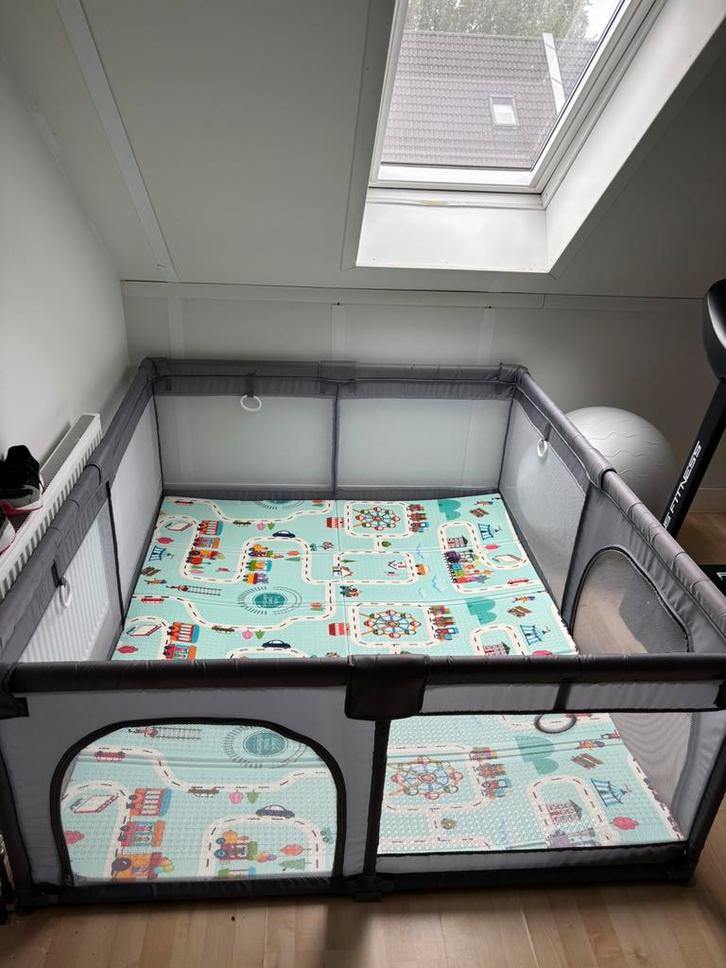 Grondbox incl dubbelzijdige foam speelmat en ballen, Kinderen en Baby's, Boxen, Gebruikt, Rechthoekig, Ophalen