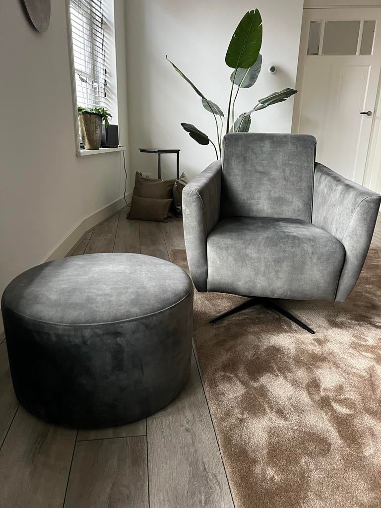 Olijfgroene velvet draaifauteuil met poef, Ophalen of Verzenden, Zo goed als nieuw, Stof, 75 tot 100 cm