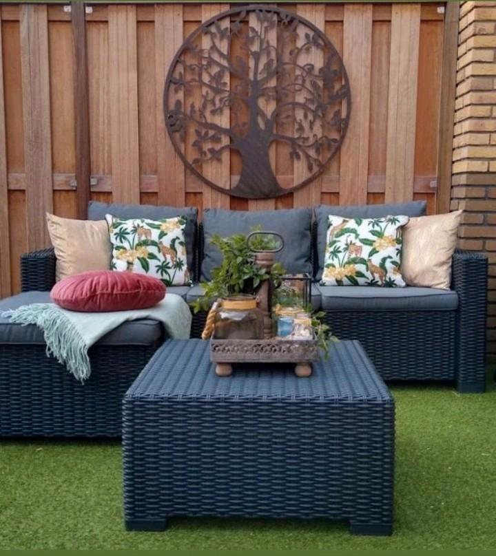 Z.g.a.n 4/5 persoons tuinset/3 zits tuinbank + loungestoel, Tuin en Terras, Tuinsets en Loungesets, Zo goed als nieuw, Bank, Bijzettafel