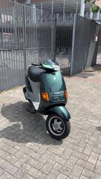 Piaggio SKR 125cc Nieuwstaat - 12xxkm!, Fietsen en Brommers, Scooters | Yamaha, Overige modellen, Maximaal 45 km/u, Nieuw, Benzine