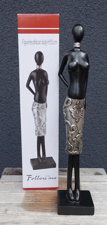 african lady / 2 beeldjes voor € 5,00 - nieuw beschikbaar voor biedingen