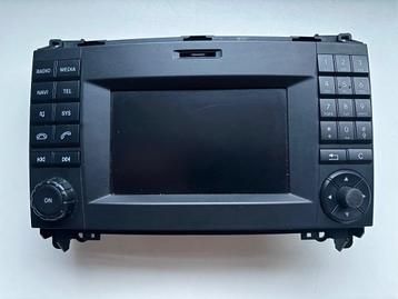 Radio Mercedes Sprinter W906   RY2550  beschikbaar voor biedingen