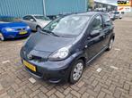 Toyota Aygo 1.0-12V Comfort APK 15-04-2026, Voorwielaandrijving, Euro 5, Gebruikt, 4 stoelen