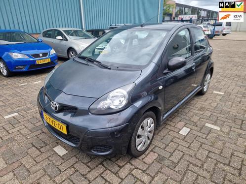 Toyota Aygo 1.0-12V Comfort APK 15-04-2026, Auto's, Toyota, Bedrijf, Te koop, Aygo, ABS, Airbags, Centrale vergrendeling, Elektrische ramen