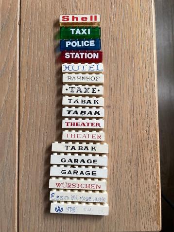 Lego diverse oude tekst stenen beschikbaar voor biedingen