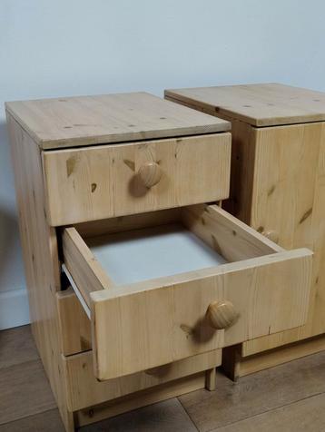 Vintage grenen bureau blokken design gratis bezorgd  beschikbaar voor biedingen