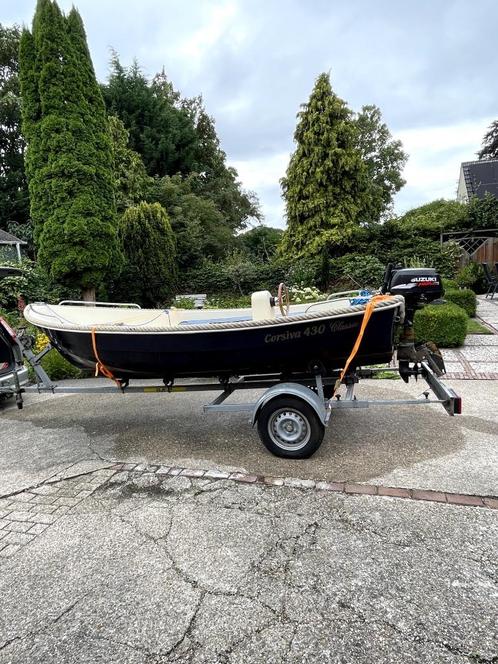 Corsiva 430 sloep – Compleet mét aanhanger & motor, Watersport en Boten, Sloepen, Gebruikt, Tot 10 pk, 3 tot 6 meter, Buitenboordmotor