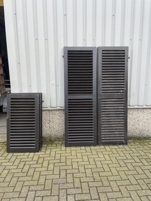 Set van 21 afzelia louvreluiken in nieuwstaat, Doe-het-zelf en Verbouw, Deuren en Horren, Zo goed als nieuw, Overige typen, Hout
