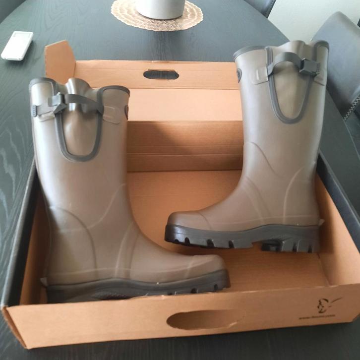 NEUWE FOX NEOPREEN LINED KHAKI LAARZEN MAAT 41, Watersport en Boten, Hengelsport | Algemeen, Zo goed als nieuw, Kleding, Ophalen