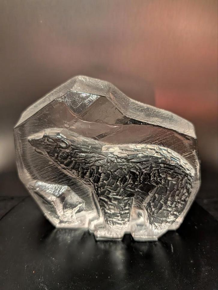 Glazen ijsbeer sculptuur mats jonasson Kosta boda?, Antiek en Kunst, Antiek | Glas en Kristal, Ophalen of Verzenden