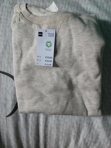 Kindersweater van de Hema. Maat 134/140 beschikbaar voor biedingen