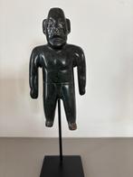 Ca. 3.000 jaar oud Olmeeks grafbeeld in jade, Antiek en Kunst, Kunst | Beelden en Houtsnijwerken, Ophalen