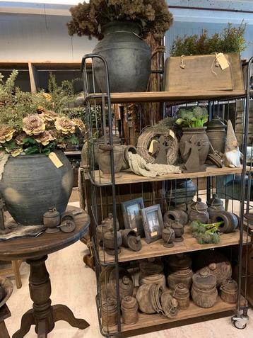 Landelijke Woonwinkel in Heerhugowaard beschikbaar voor biedingen