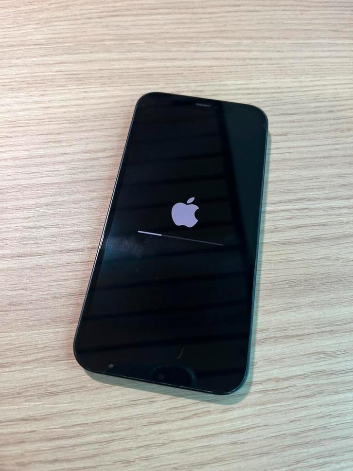 Apple iPhone 12 | 64GB | 91% Batterij capaciteit, Telecommunicatie, Mobiele telefoons | Apple iPhone, Refurbished, 64 GB, Zonder abonnement