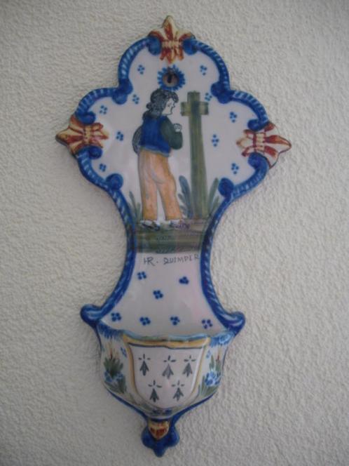 Wijwaterbakje en Mariabeeldje, Henriot, Quimper (29), France, Antiek en Kunst, Antiek | Keramiek en Aardewerk, Ophalen of Verzenden