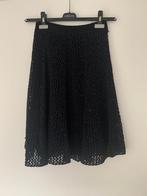 Elegante Marc Cain rok - Maat 36, Kleding | Dames, Rokken, Zwart, Ophalen of Verzenden, Zo goed als nieuw, Knielengte