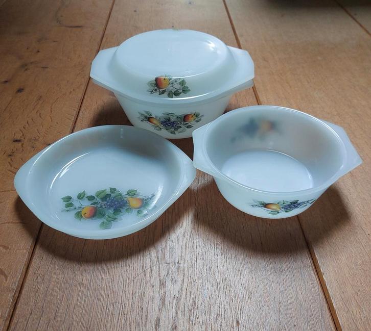 Arcopal Fruits de France Ovenset Vintage, Huis en Inrichting, Keuken | Potten en Pannen, Gebruikt, Overige typen, Glas, Ophalen