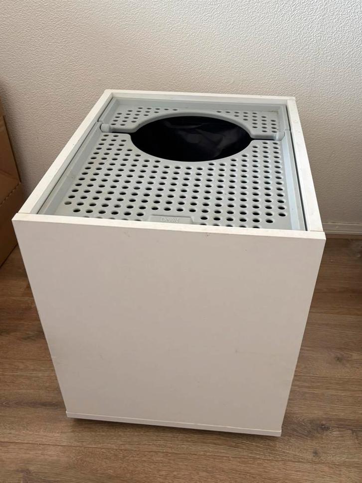 Omlet Kattenbakmeubel, Dieren en Toebehoren, Kattenbakken, Gebruikt, Ophalen