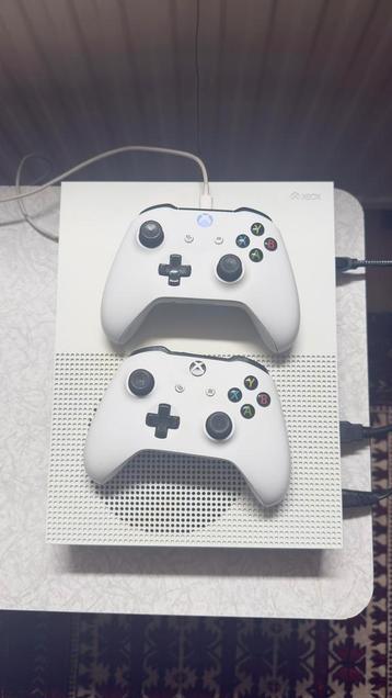 Xbox One disc 1TB klaar om te spelen beschikbaar voor biedingen
