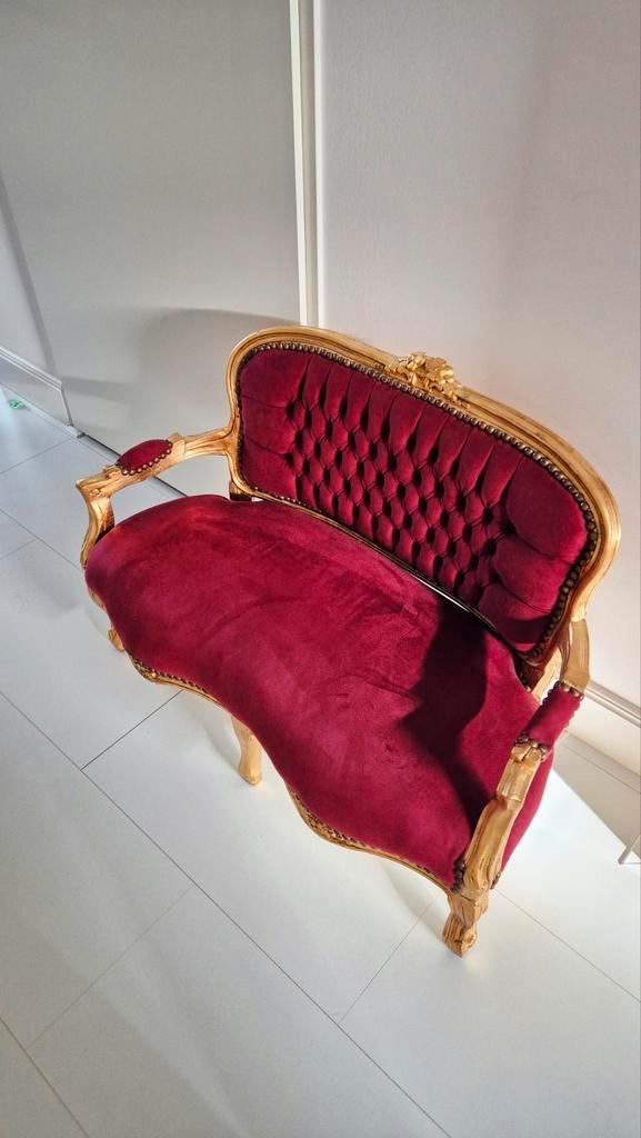 Luxe fluwelen trouwbankje / ceremonie bank - TE HUUR, Huis en Inrichting, Banken | Sofa's en Chaises Longues, Zo goed als nieuw