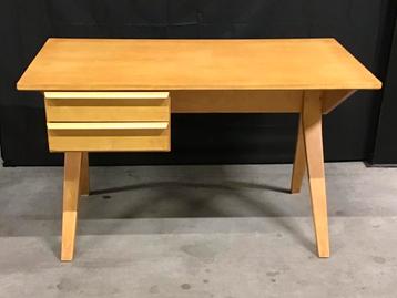Pastoe UMS bureau Cees Braakman 1952 Berken EB02 beschikbaar voor biedingen