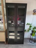 Te koop vitrinekast Brimnes Ikea, Ophalen, 50 tot 100 cm, Zo goed als nieuw, 150 tot 200 cm
