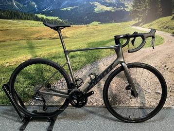 *** Giant Defy Advanced 1 L DI2 2024 105 R7170 12s € 3599,-