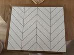 Nieuwe houten overlays voor IKEA stall hack, Huis en Inrichting, Kasten | Schoenenkasten, Ophalen, Nieuw