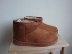 Maat 41. Nieuwe ree bruine lage "UGG's"., Kleding | Dames, Schoenen, Bruin, Lage of Enkellaarzen, Nieuw, Ophalen of Verzenden