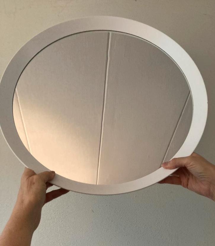 Grote ronde SPIEGEL modern interieur /voor hal, badkamer etc, Huis en Inrichting, Woonaccessoires | Spiegels, Gebruikt, Minder dan 50 cm