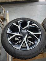 Winterbanden met originele Toyota(CHR) velgen 225/50/18, Auto-onderdelen, Banden en Velgen, Ophalen, 18 inch, Winterbanden, 225 mm