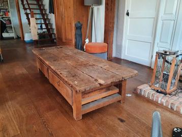 antieke salontafel , mag weg voor scherp bod  beschikbaar voor biedingen