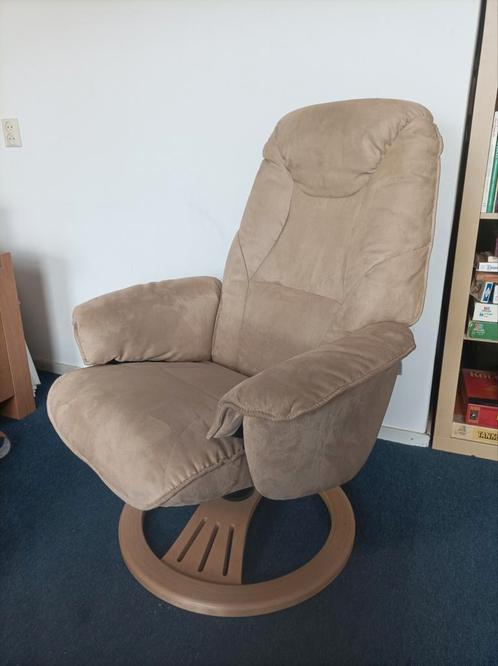 Hjort Knudsen Lig Draaifauteuil Beige, Huis en Inrichting, Fauteuils, Gebruikt, Hout, Stof, 75 tot 100 cm, 75 tot 100 cm, Ophalen