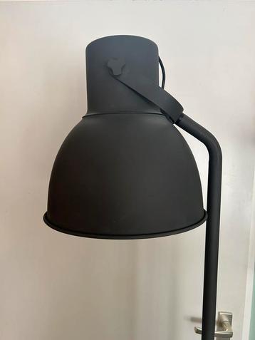 IKEA Hektar staande lamp beschikbaar voor biedingen