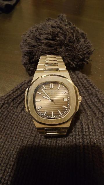 Patek Philippe - Nautilus 41mm Staal beschikbaar voor biedingen