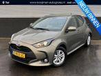 Toyota Yaris 1.5 Hybrid 115 Active 1e eign NL-auto, Apple Ca, Gebruikt, Bedrijf, Hybride Elektrisch/Benzine, 3 cilinders