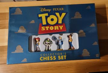 Toy Story Chess Set  beschikbaar voor biedingen