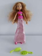 Winx Club - Dance Night Flora - pop, Ophalen of Verzenden, Gebruikt, Barbie