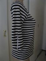 maat M, Only stretch shirt met 3/4 mouw, 57 cm., Kleding | Dames, Tops, Maat 38/40 (M), Only, Zwart, Ophalen of Verzenden