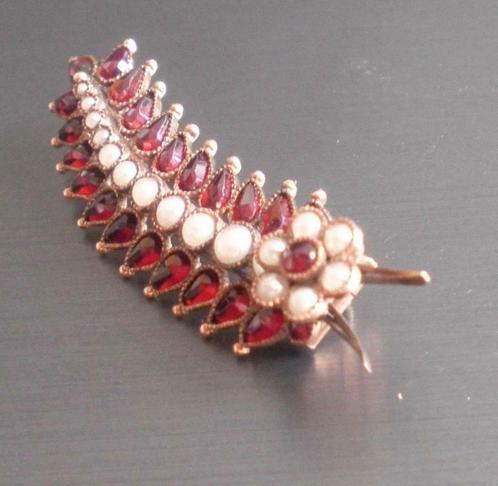 Antieke 14 K broche gezet met parels en Boheemse granaten, Sieraden, Tassen en Uiterlijk, Antieke sieraden, Broche, Goud, Met edelsteen
