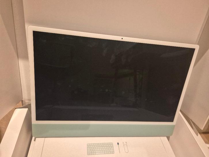 iMac 24-inch Green, Computers en Software, Apple Desktops, Zo goed als nieuw, iMac, SSD, Onbekend, 8 GB, Ophalen